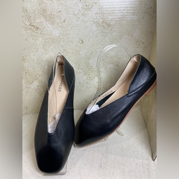 Empress Shoes New Empress Australia Comfi Flats Sz 432 Wide Leather